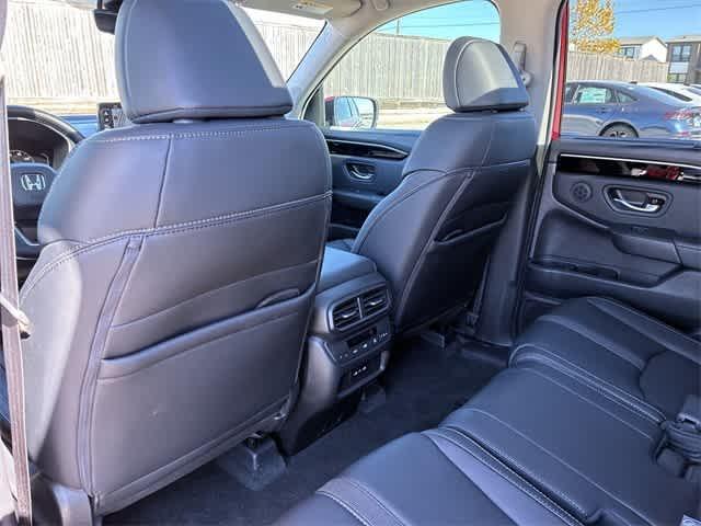 used 2025 Honda Pilot car, priced at $41,095