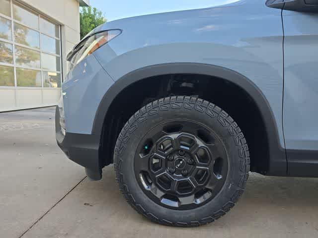 used 2025 Honda Ridgeline car, priced at $41,620