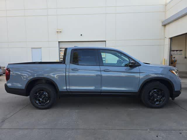 used 2025 Honda Ridgeline car, priced at $41,620