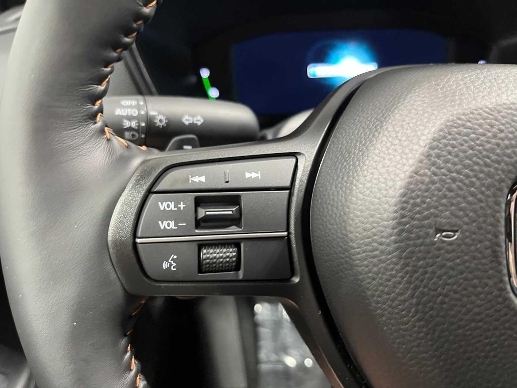 new 2026 Honda CR-V Hybrid car, priced at $40,265