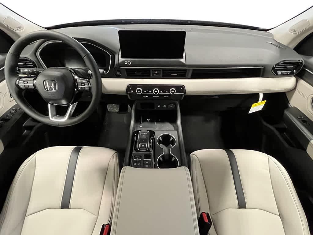 new 2026 Honda Pilot car, priced at $51,083
