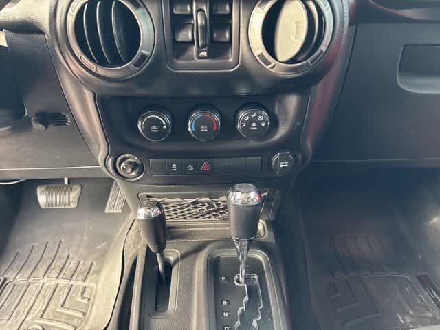 used 2015 Jeep Wrangler Unlimited car, priced at $19,495
