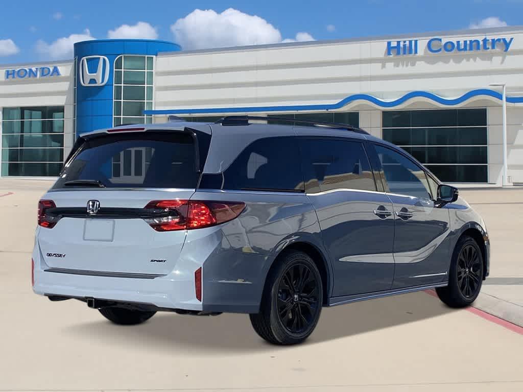 new 2026 Honda Odyssey car, priced at $44,247