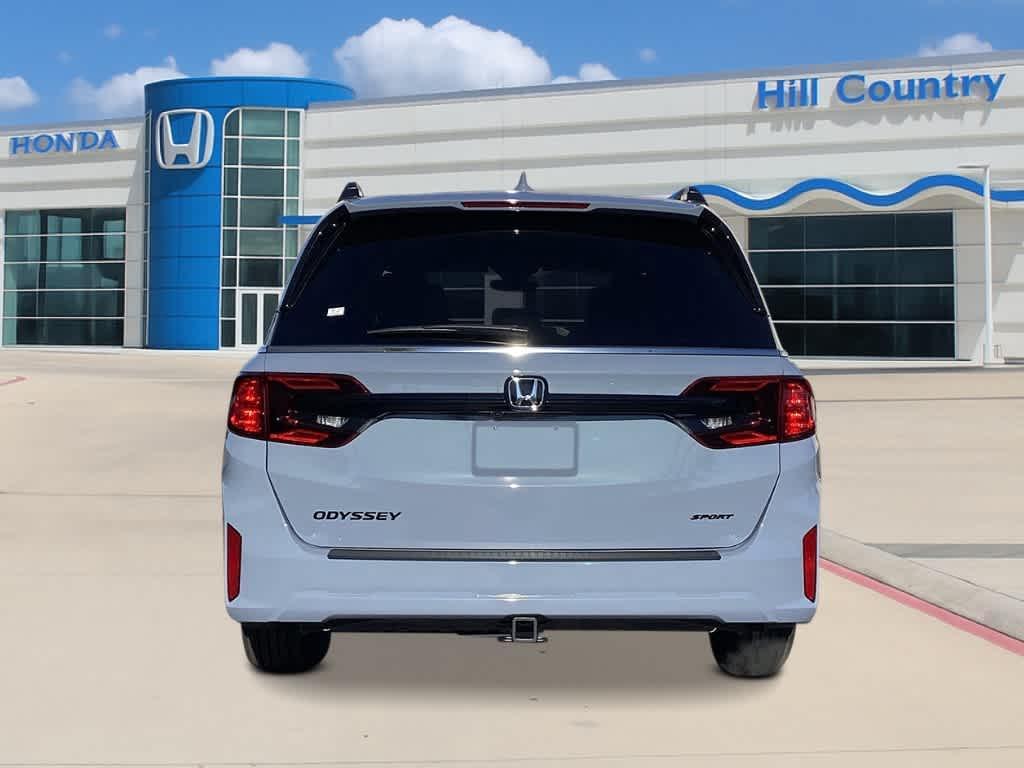 new 2026 Honda Odyssey car, priced at $44,247