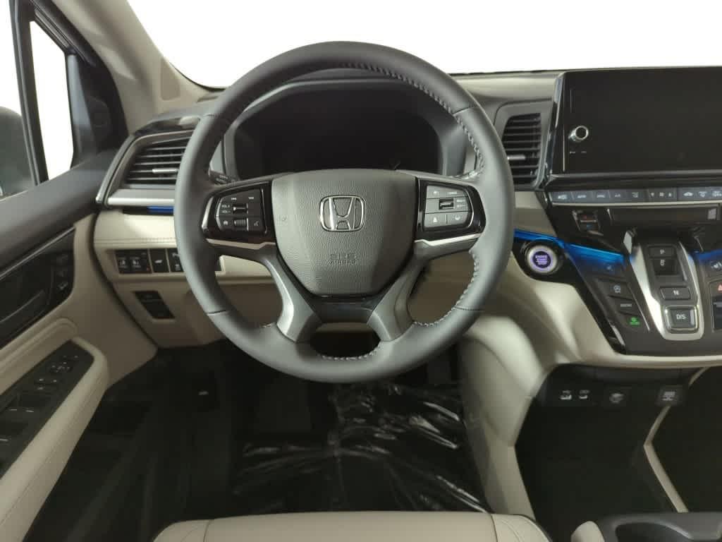 new 2026 Honda Odyssey car, priced at $46,303