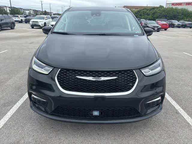 used 2023 Chrysler Pacifica car, priced at $22,520