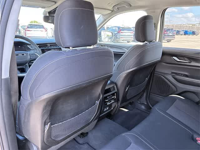 used 2024 Jeep Grand Cherokee car, priced at $25,895