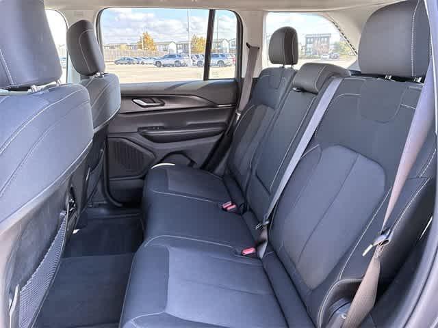 used 2024 Jeep Grand Cherokee car, priced at $25,895