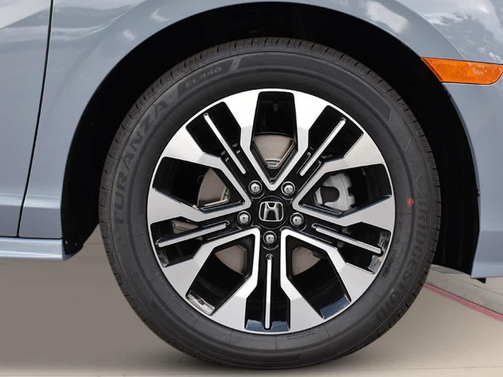 new 2026 Honda Odyssey car, priced at $55,055