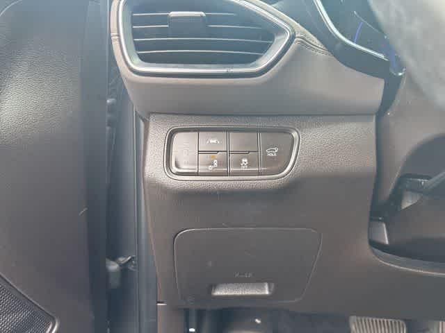 used 2020 Hyundai Santa Fe car, priced at $18,495