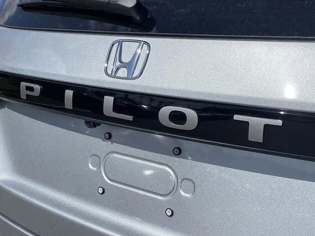 new 2026 Honda Pilot car, priced at $44,839