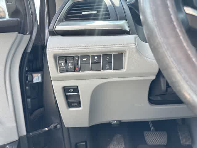 used 2018 Honda Odyssey car, priced at $16,220