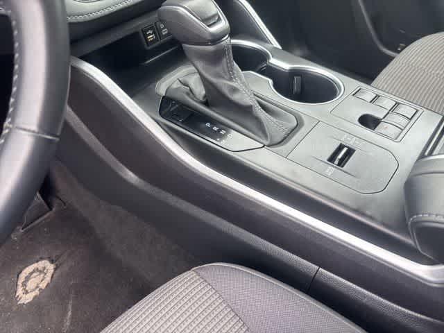 used 2024 Toyota Highlander car, priced at $32,695