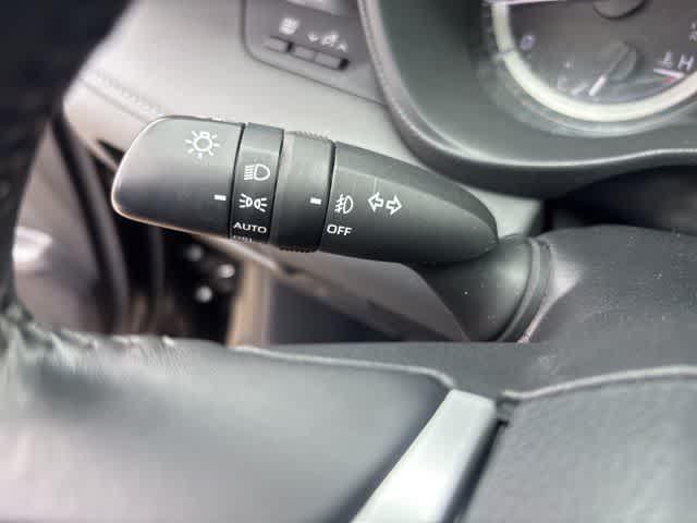 used 2024 Toyota Highlander car, priced at $32,695