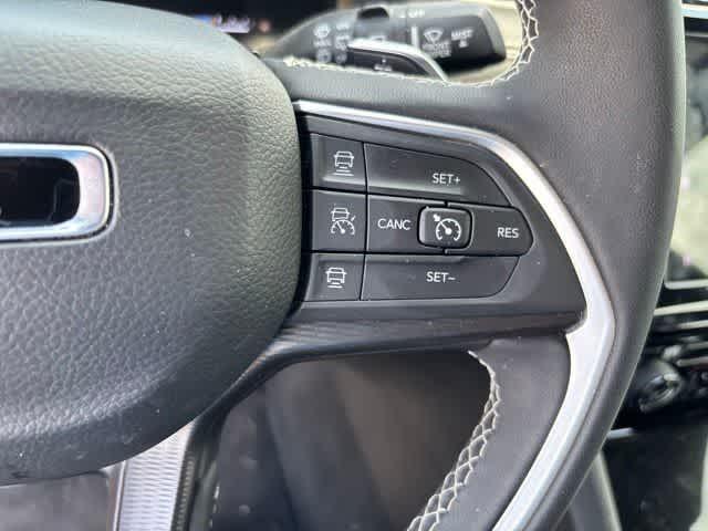 used 2025 Jeep Grand Cherokee car, priced at $30,720
