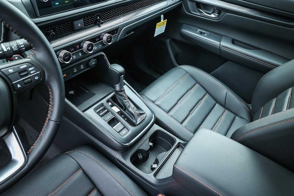 new 2026 Honda CR-V Hybrid car, priced at $38,698