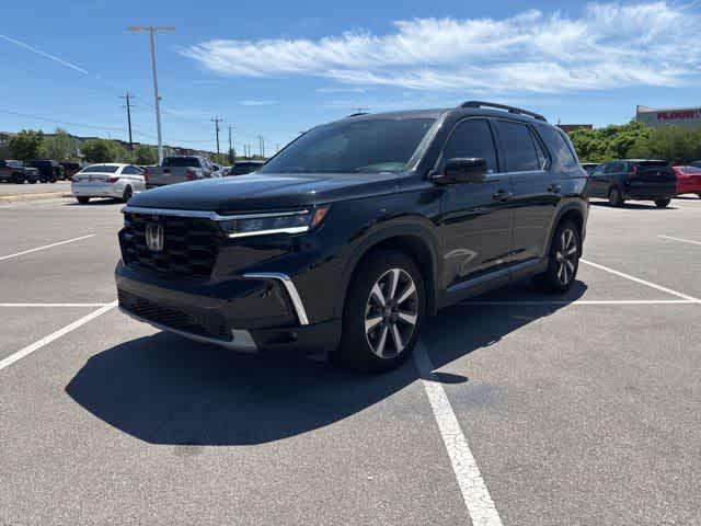 used 2025 Honda Pilot car, priced at $45,695