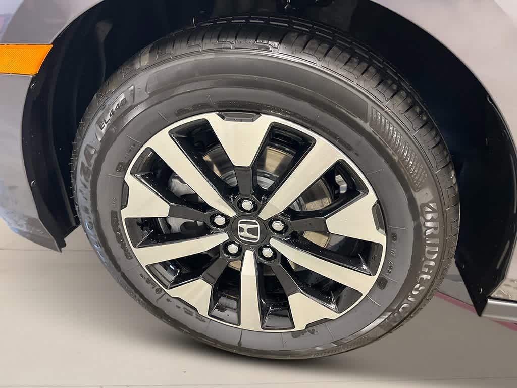 new 2026 Honda Odyssey car, priced at $41,937