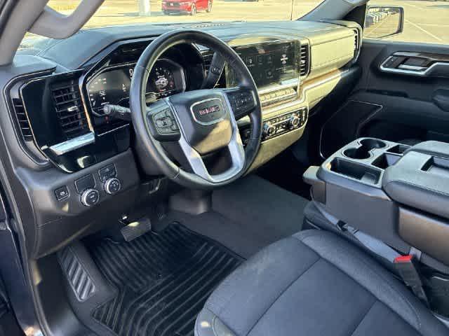 used 2025 GMC Sierra 1500 car, priced at $32,720