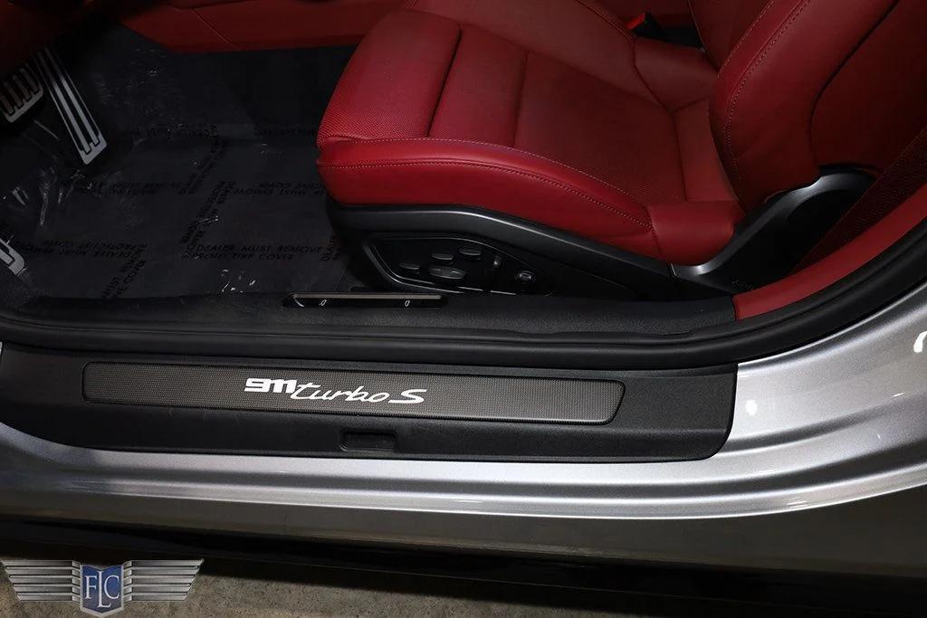 used 2024 Porsche 911 car