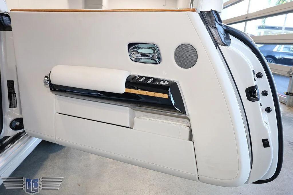 used 2017 Rolls-Royce Phantom car