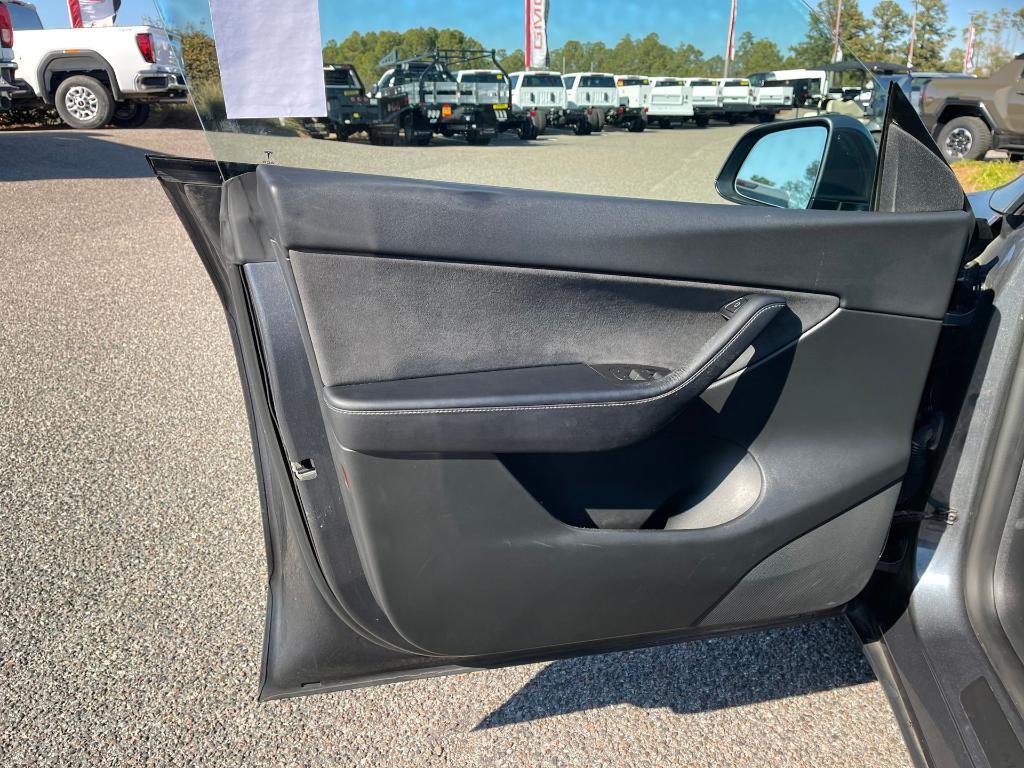 used 2022 Tesla Model Y car, priced at $25,400