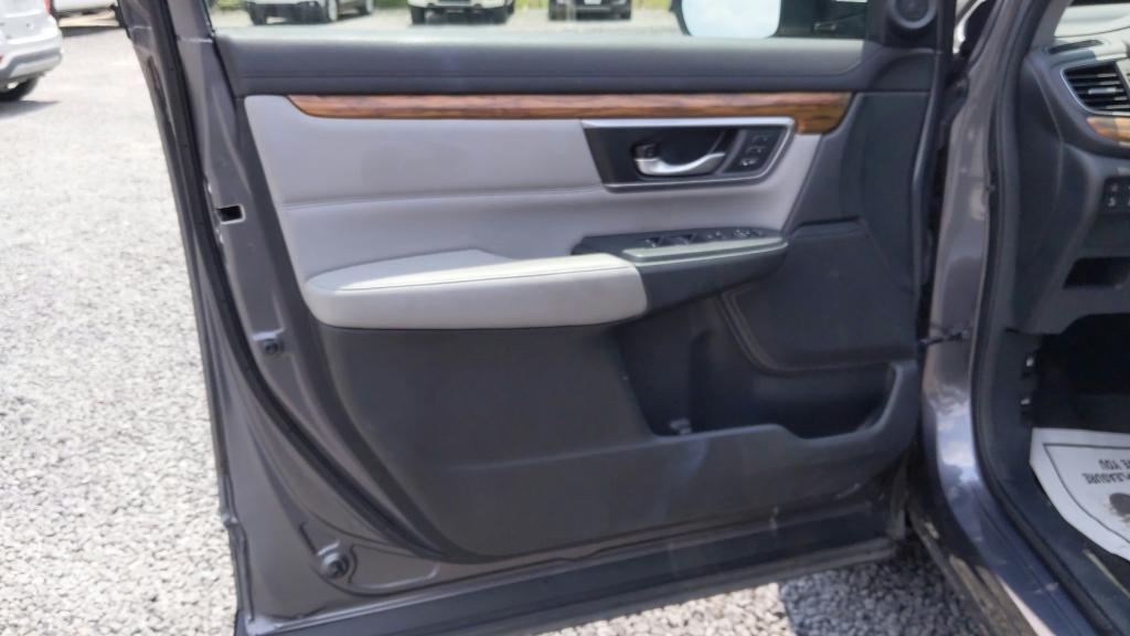 used 2017 Honda CR-V car, priced at $18,575