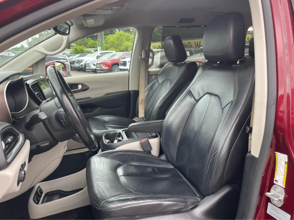 used 2017 Chrysler Pacifica car, priced at $12,490