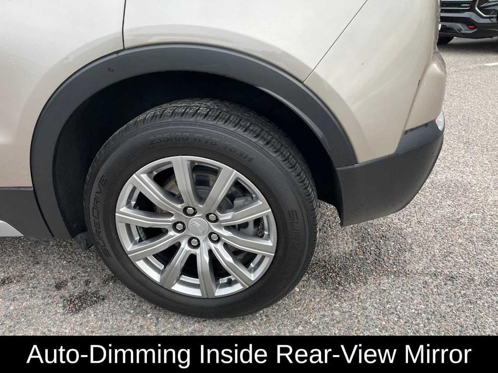 used 2023 Cadillac XT4 car, priced at $23,998