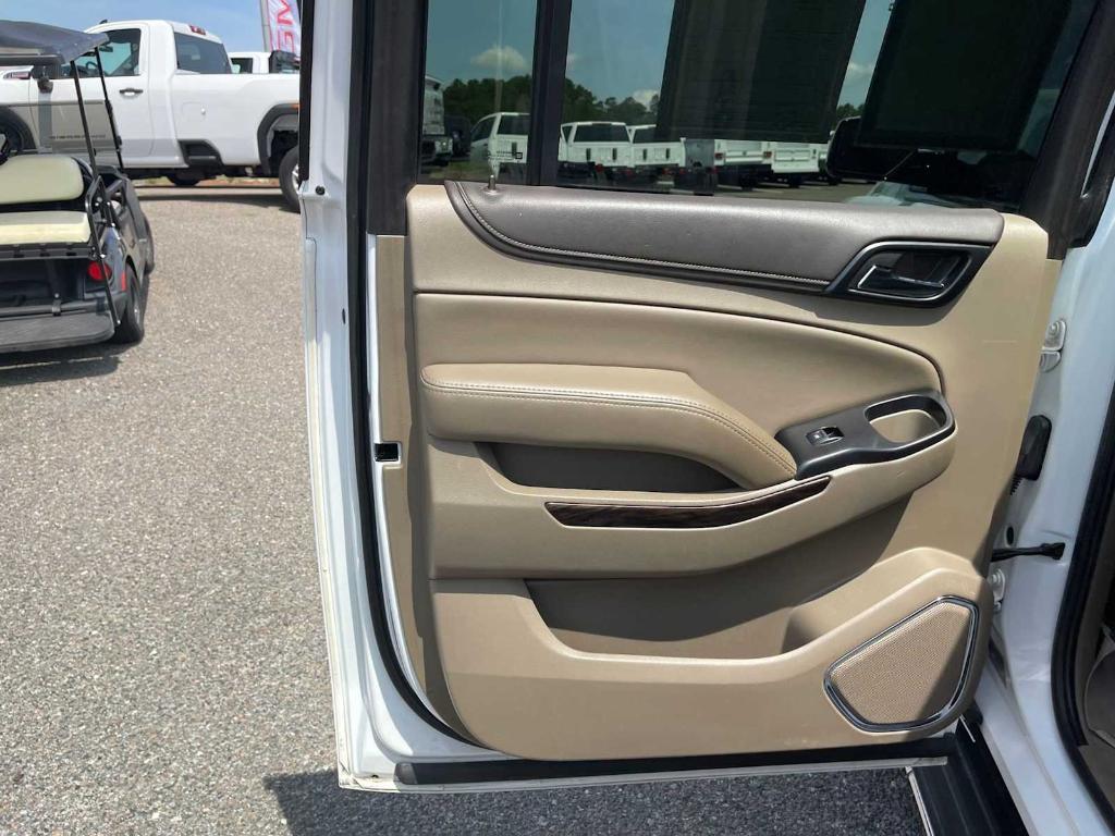 used 2019 GMC Yukon XL car, priced at $23,890