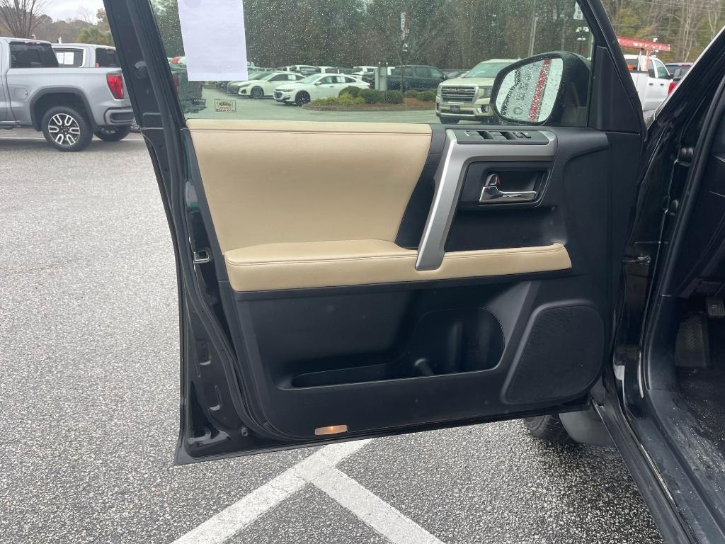 used 2014 Toyota 4Runner car, priced at $16,390