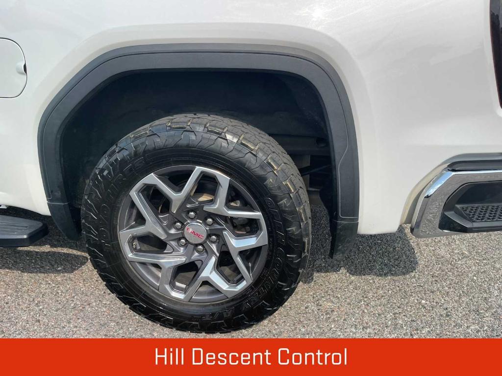 used 2022 GMC Sierra 1500 car, priced at $40,550