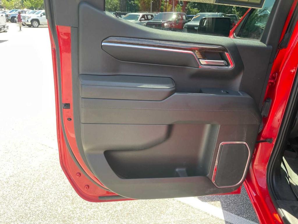 used 2023 GMC Sierra 1500 car, priced at $41,990