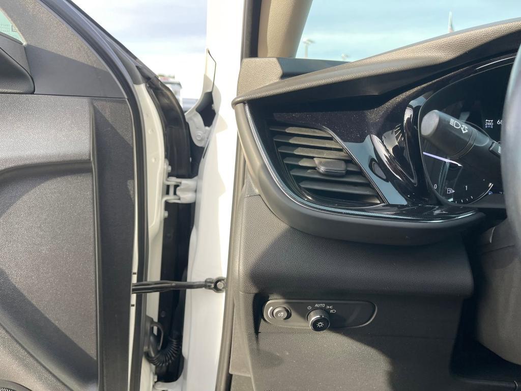 used 2023 Buick Envision car, priced at $24,900