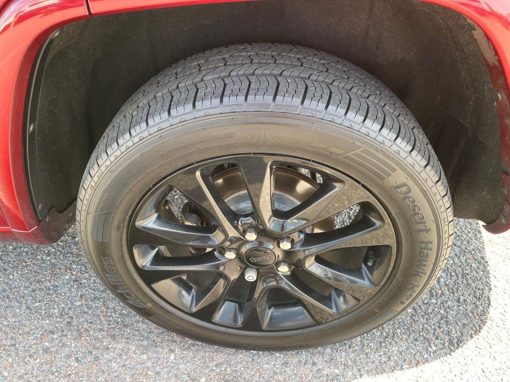 used 2018 Jeep Grand Cherokee car, priced at $18,000