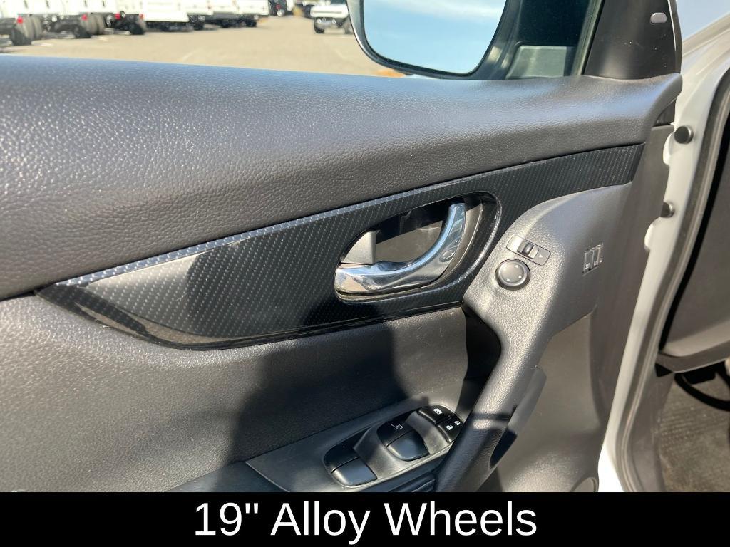 used 2018 Nissan Rogue car, priced at $11,990