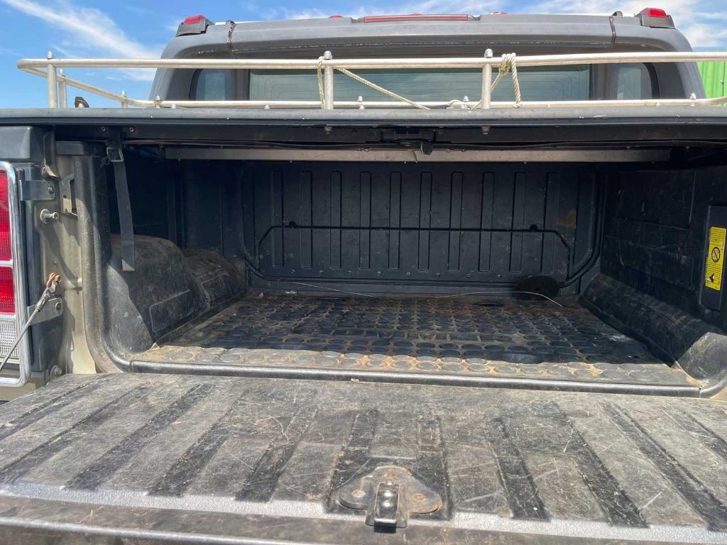 used 2005 Hummer H2 car, priced at $16,690