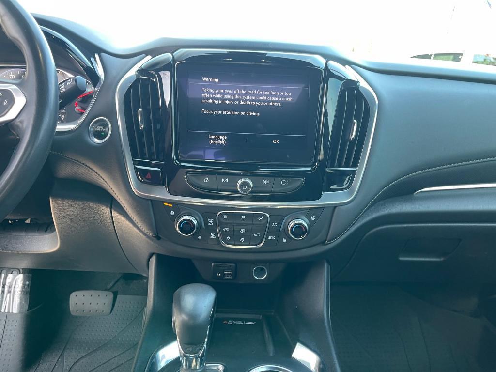 used 2022 Chevrolet Traverse car, priced at $32,000