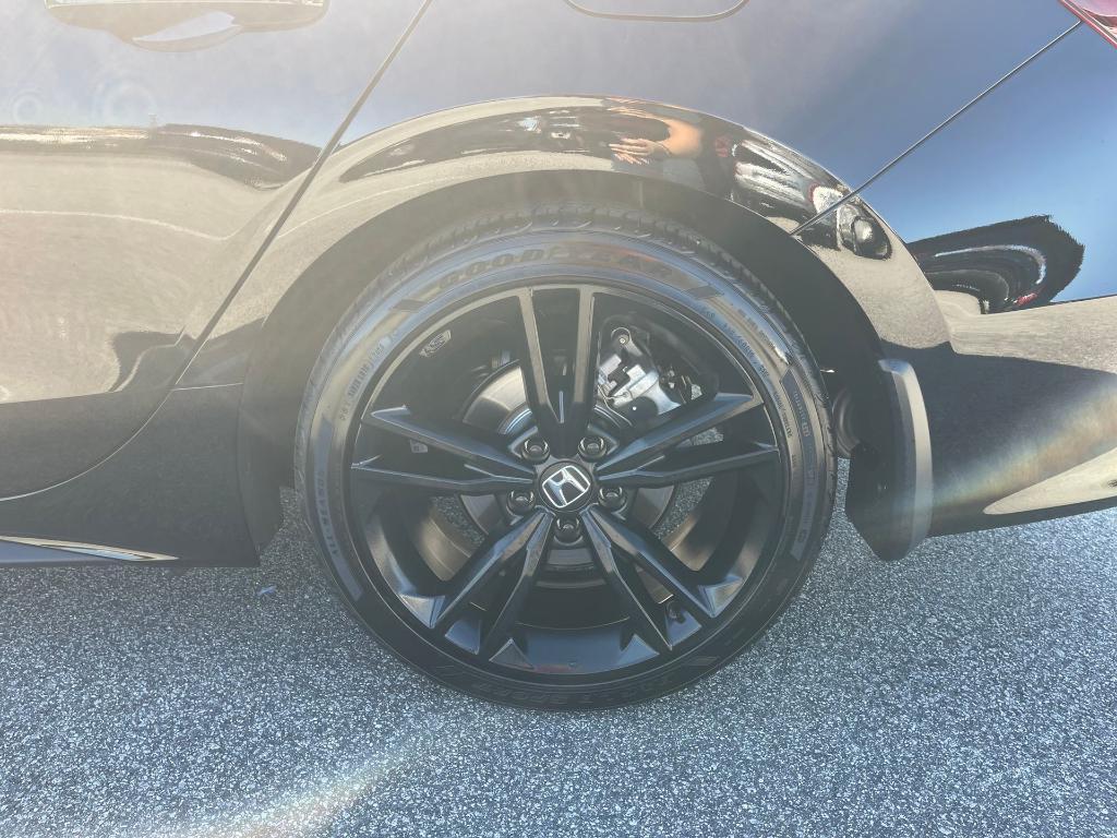 used 2026 Honda Civic Si car, priced at $32,100