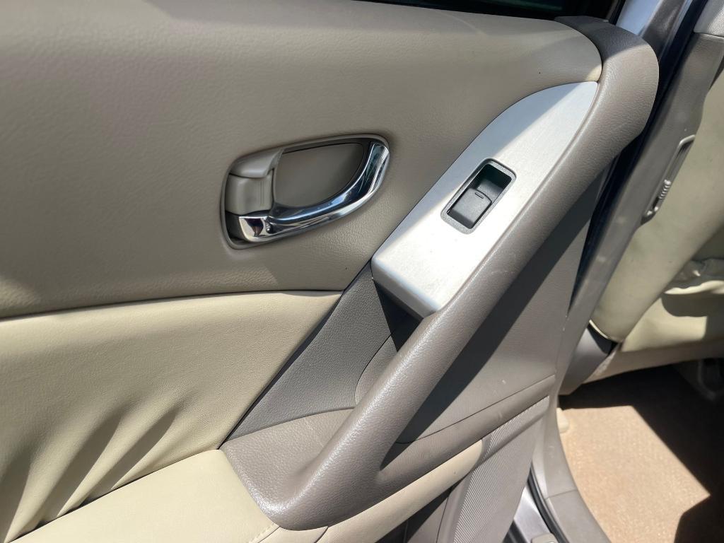 used 2009 Nissan Murano car, priced at $7,200