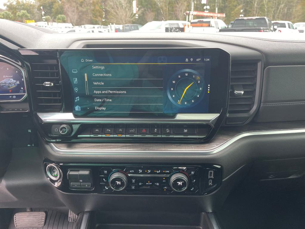 used 2023 Chevrolet Silverado 1500 car, priced at $38,000