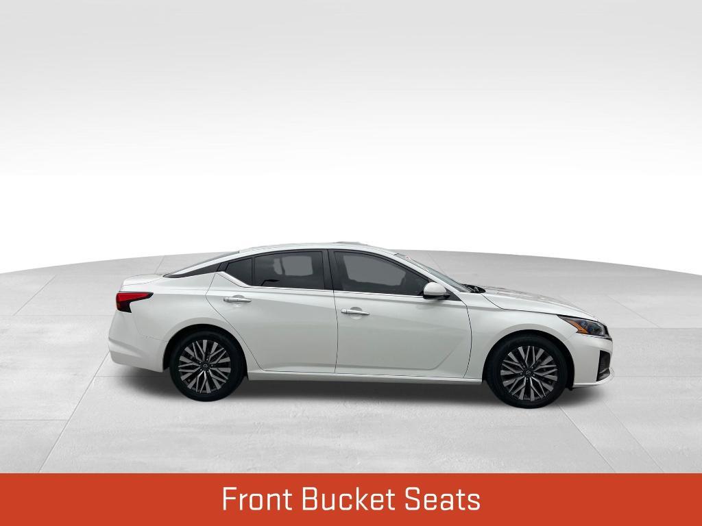 used 2023 Nissan Altima car, priced at $17,800