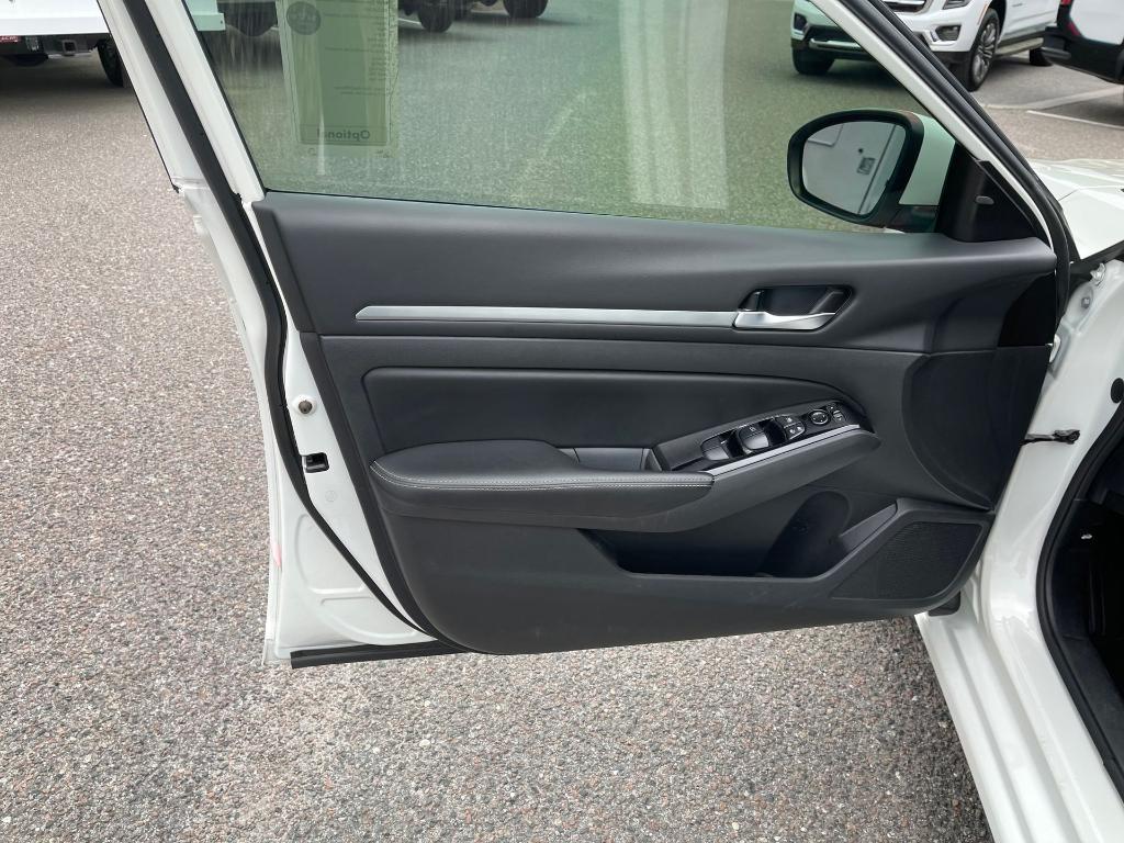 used 2023 Nissan Altima car, priced at $17,800