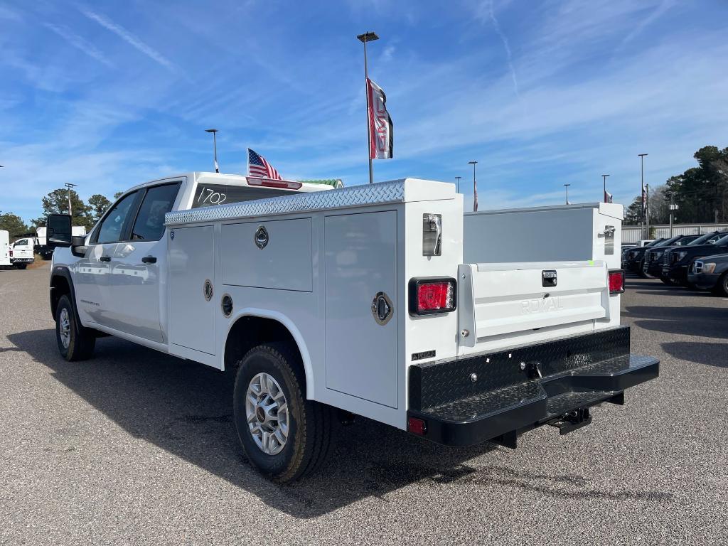 new 2026 GMC Sierra 2500 car, priced at $48,265