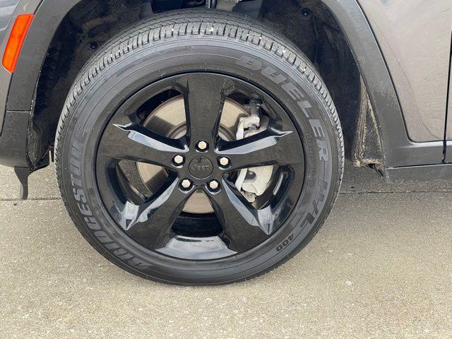 used 2024 Jeep Grand Cherokee L car, priced at $36,878