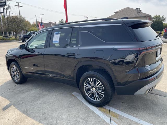 used 2025 Chevrolet Traverse car, priced at $32,899