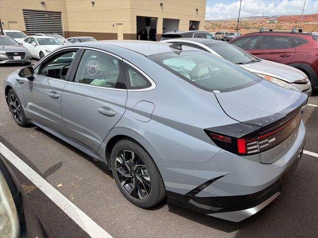 used 2025 Hyundai Sonata car, priced at $23,754