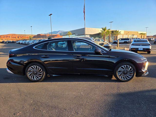 used 2025 Hyundai Sonata Hybrid car, priced at $26,966