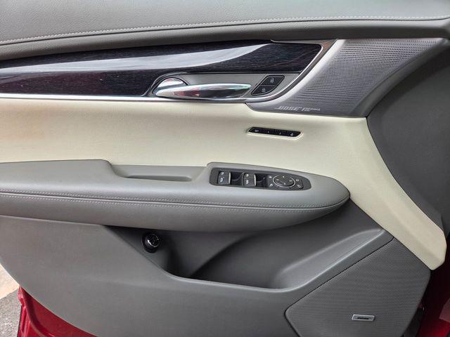 used 2023 Cadillac XT6 car, priced at $33,930