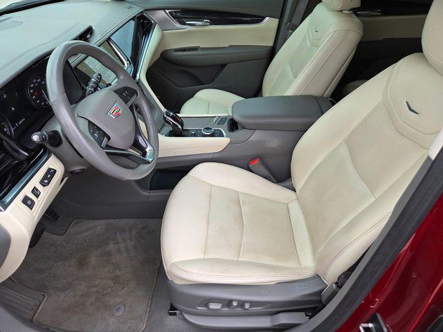 used 2023 Cadillac XT6 car, priced at $33,930